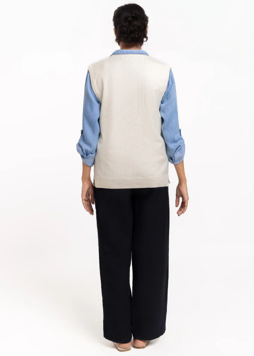 White-V-Cardigan Sando Sweater (25Y-206-67) - Image 2