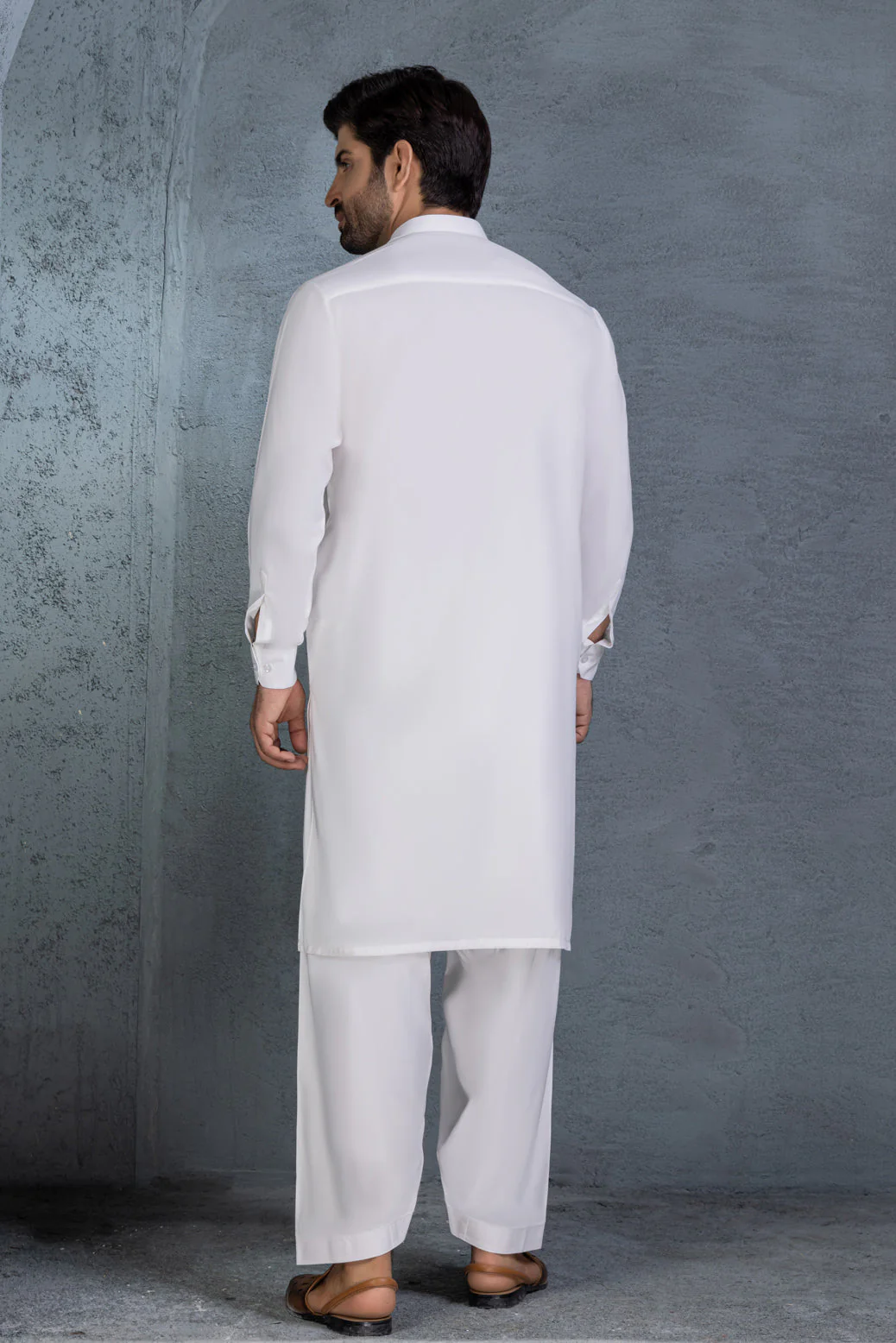 B-WHITE-BLENDED-SHALWAR SUIT-(GSBB22-009) - Image 3