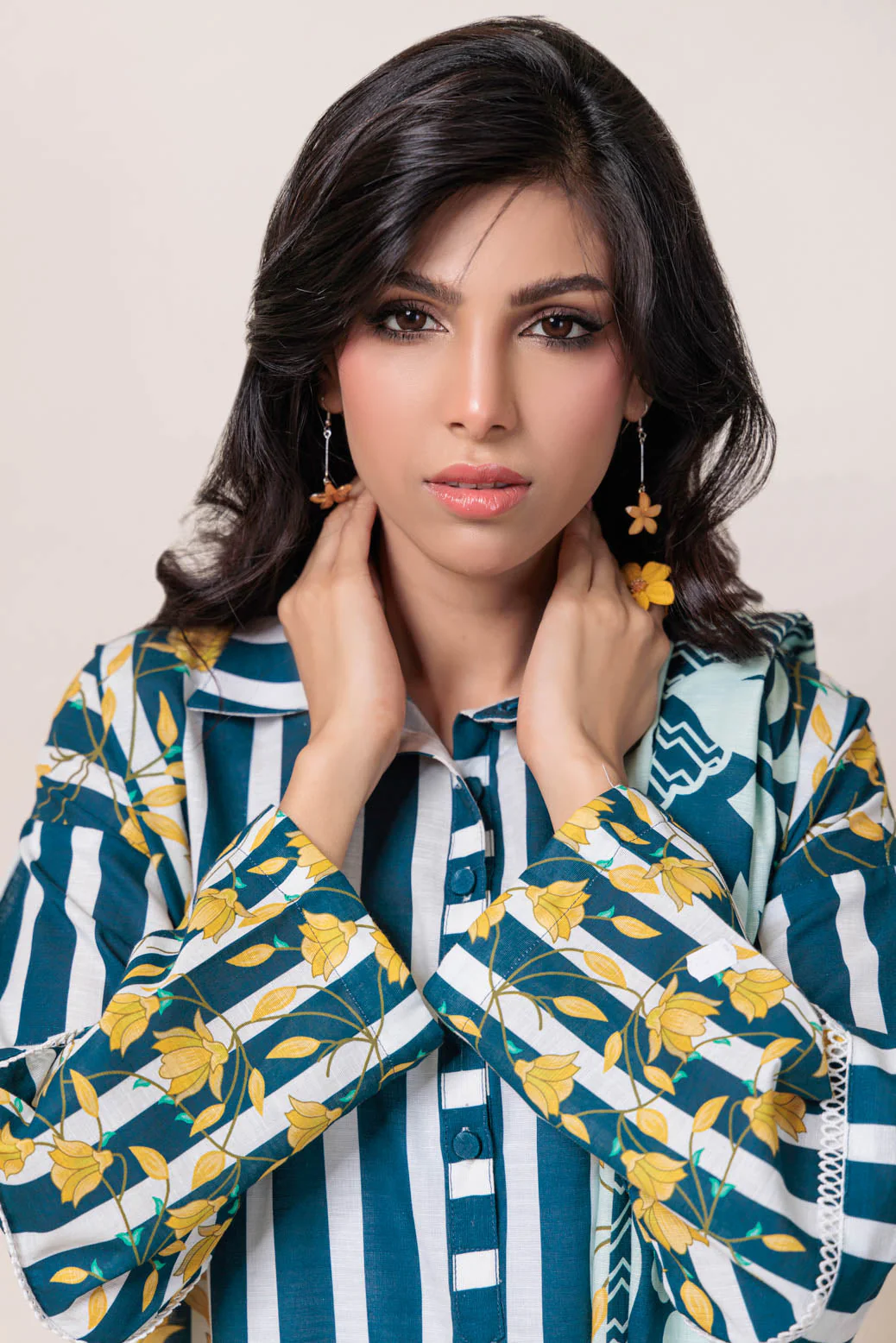 B-WHITE-KHADDAR-3 PIECE (WS7243P13) - Image 3