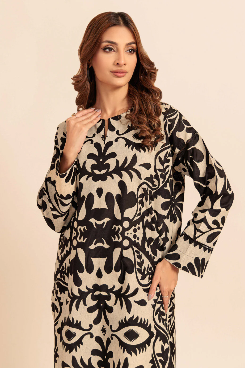 B-WHITE-SILK-2 PIECE (BS7242P11) - Image 4