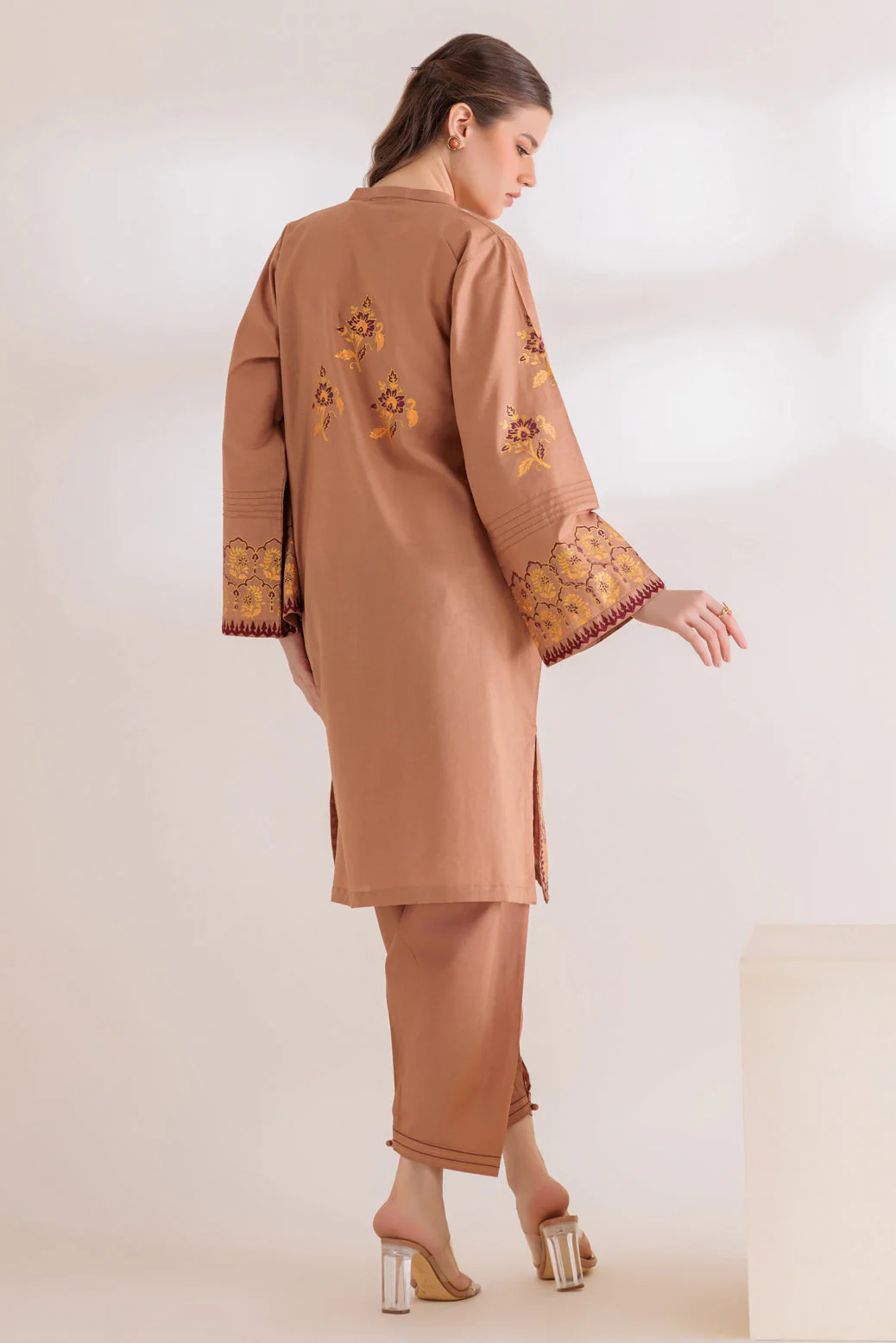 BEIGE-CAMBRIC-2 PIECE (WS6232P10) - Image 4