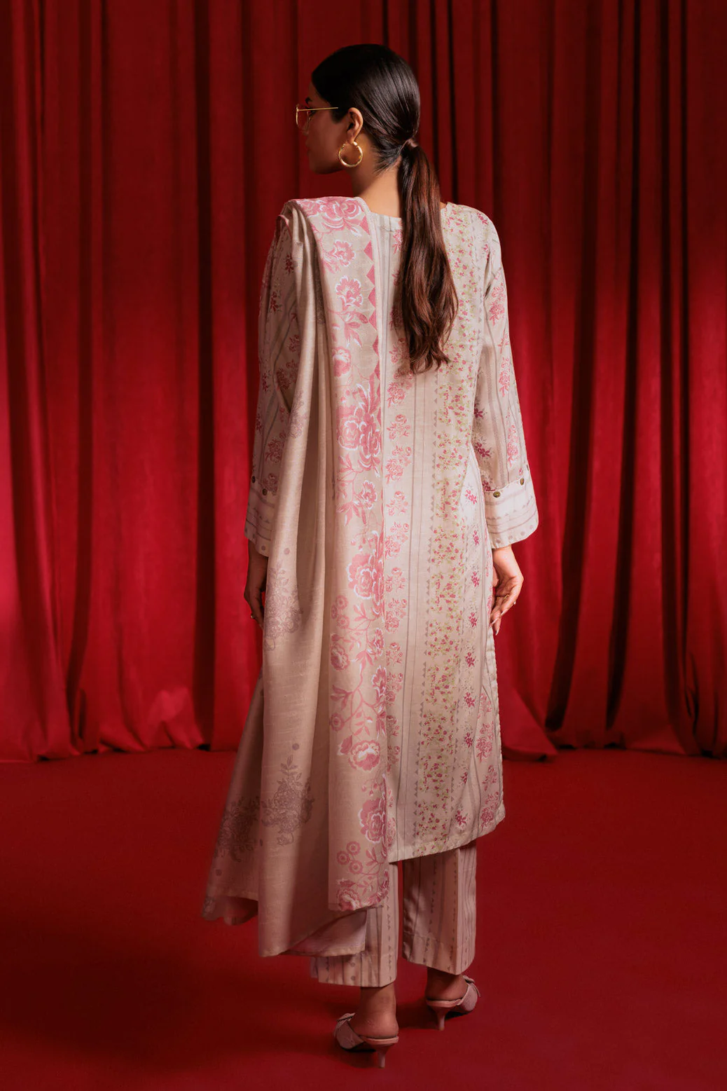 BEIGE-CAMBRIC-3 PIECE (BPS6243P38) - Image 4