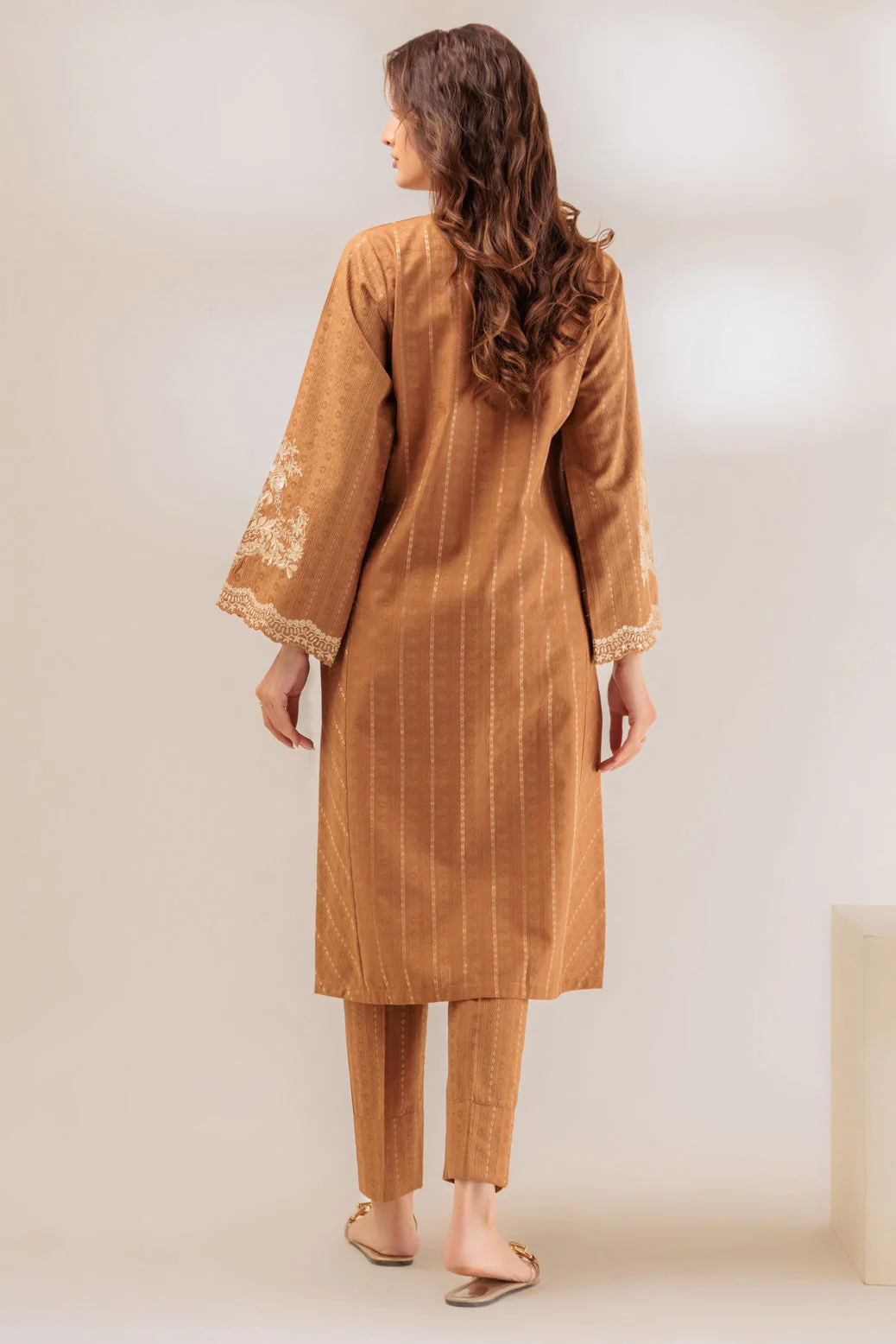 BEIGE-JACQUARD-2 PIECE (WS6232P13) - Image 4