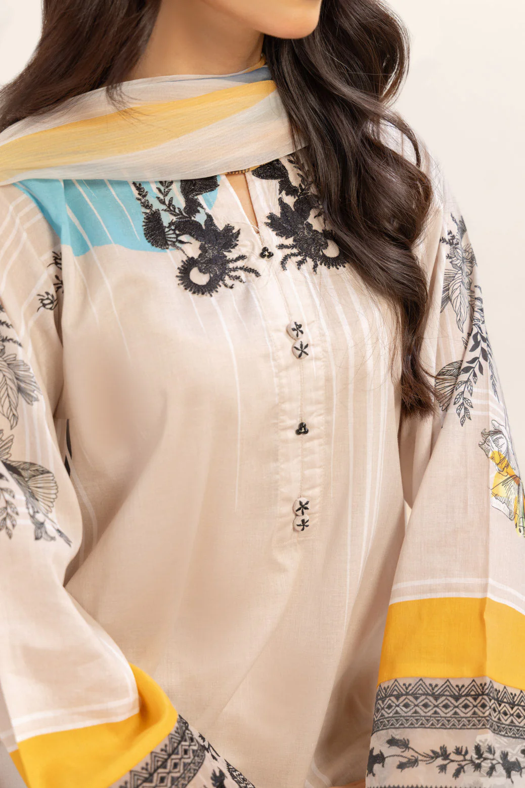 BEIGE-LAWN-3 PIECE (BPS2243P07) - Image 2