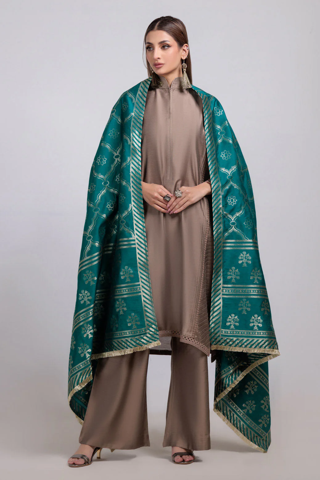 BEIGE-SILK-3 PIECE (PWS7243P17) - Image 2