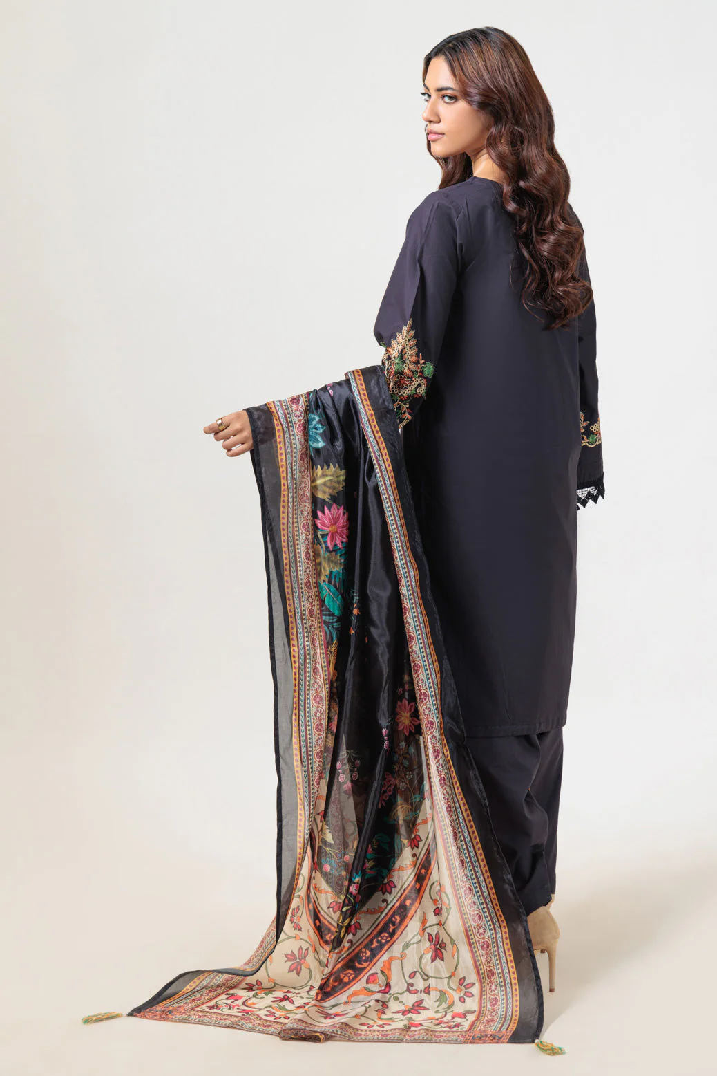 BLACK-CAMBRIC-3 PIECE (BS5243P15) - Image 5