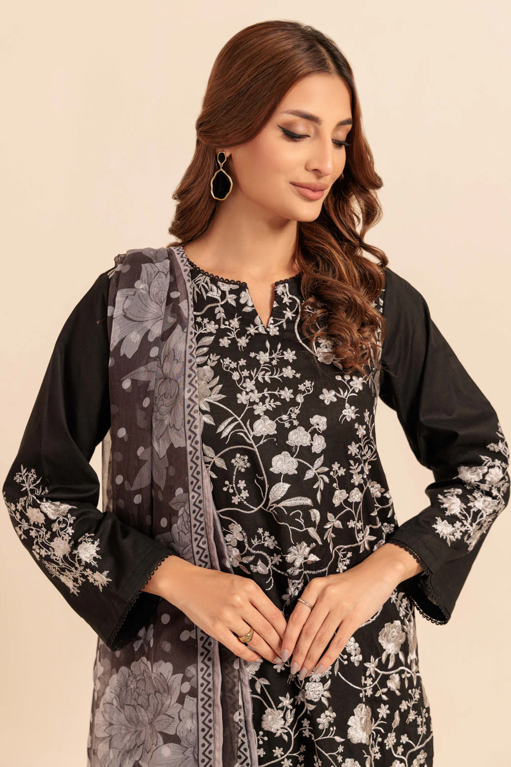 BLACK-CAMBRIC-3 PIECE (BS6243P03) - Image 5
