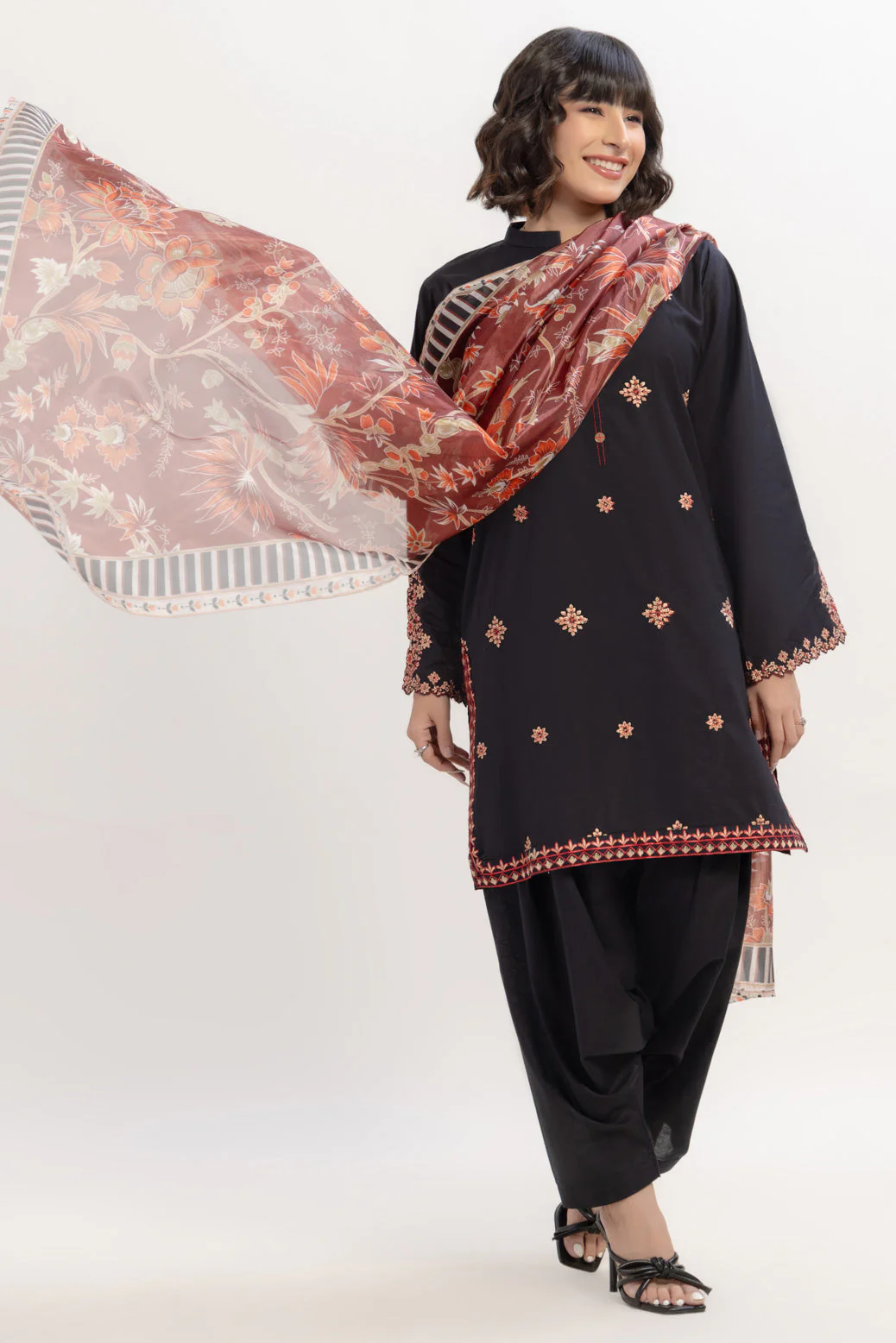 BLACK-CAMBRIC-3 PIECE (BS6243P07) - Image 4