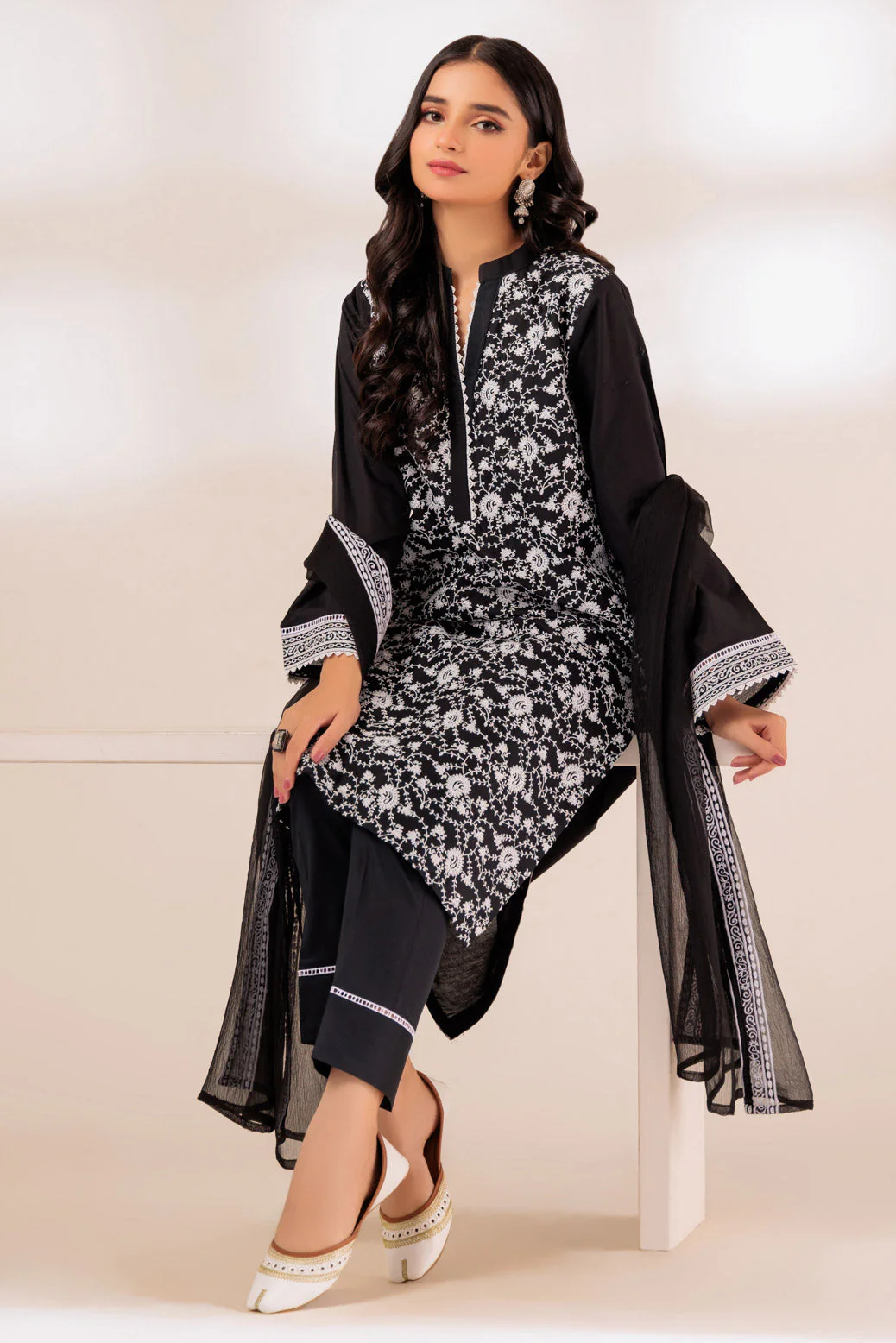 BLACK-CAMBRIC-3 PIECE (SRS233P62) - Image 2