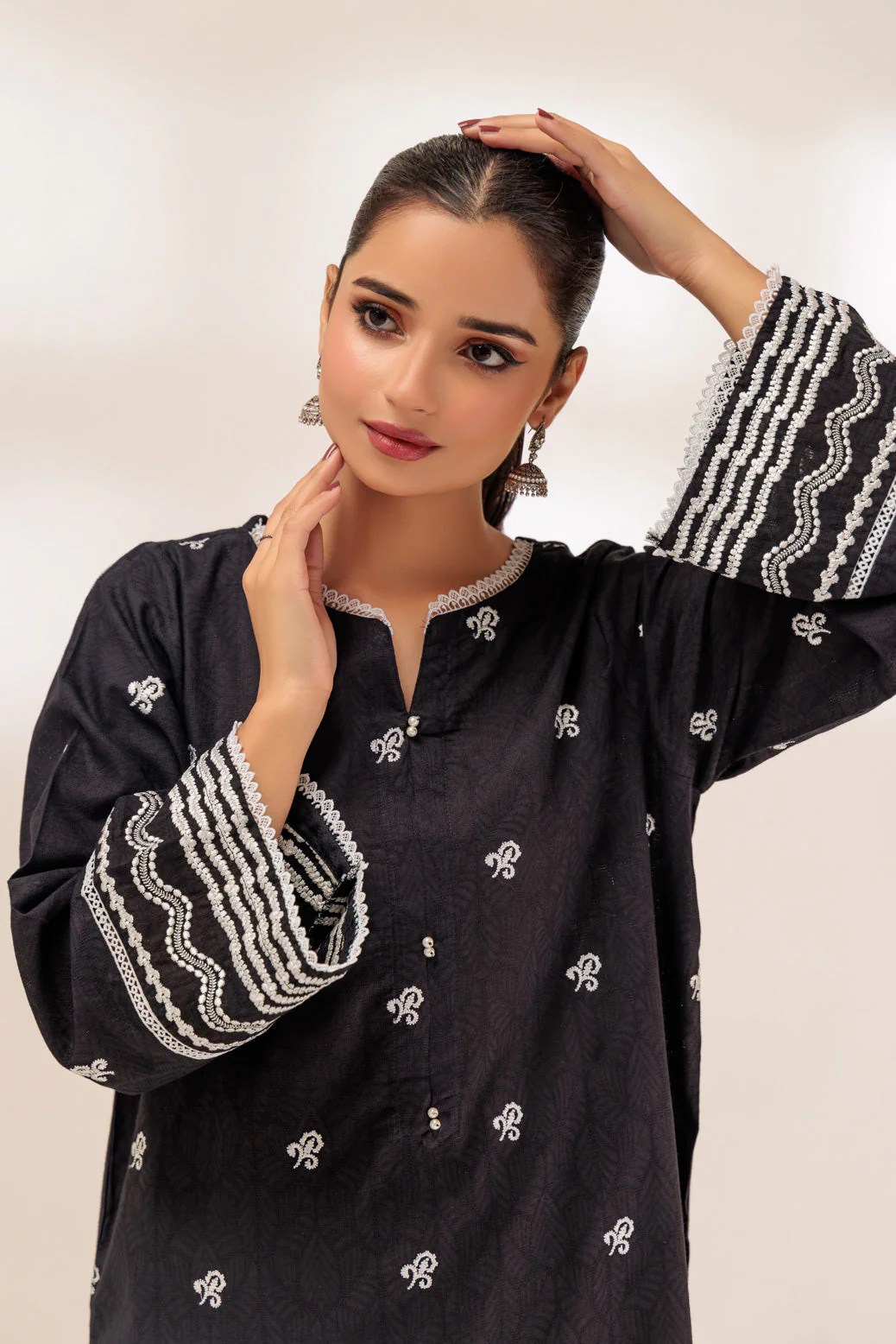 BLACK-JACQUARD-2 PIECE (SRLS232P60) - Image 2
