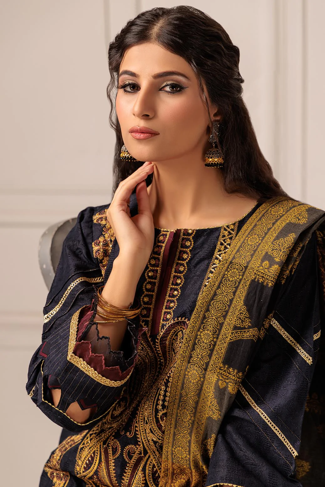 BLACK-JACQUARD-3 PIECE (HV1NA233P4) - Image 2