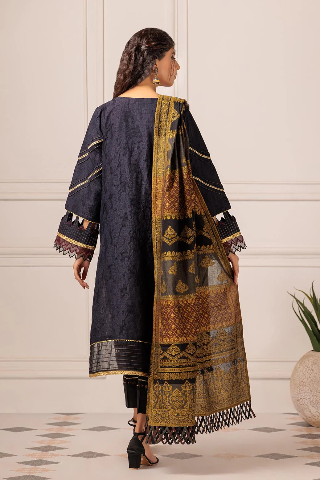 BLACK-JACQUARD-3 PIECE (HV1NA233P4) - Image 4
