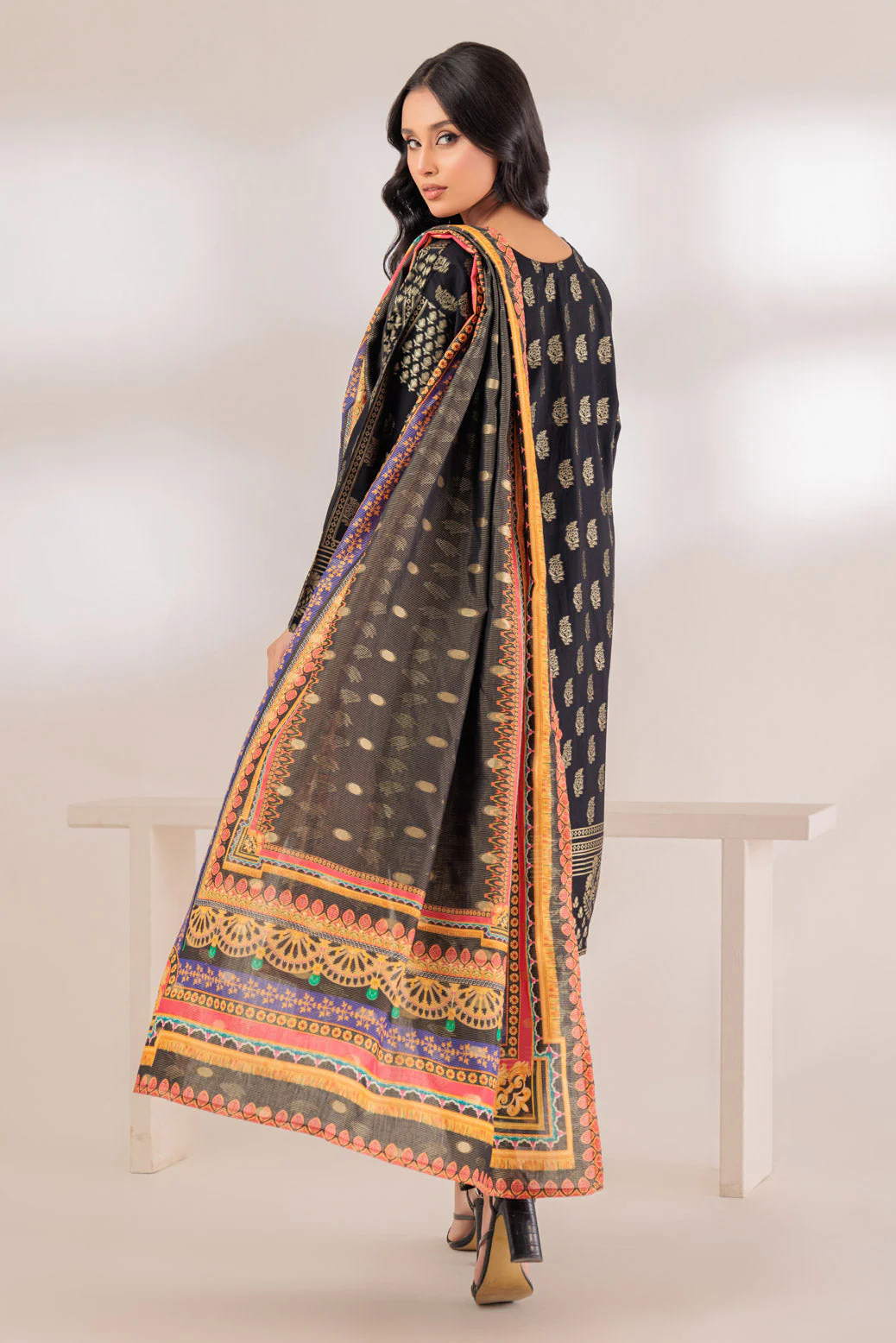 BLACK-JACQUARD-3 PIECE (JSS233P20) - Image 4