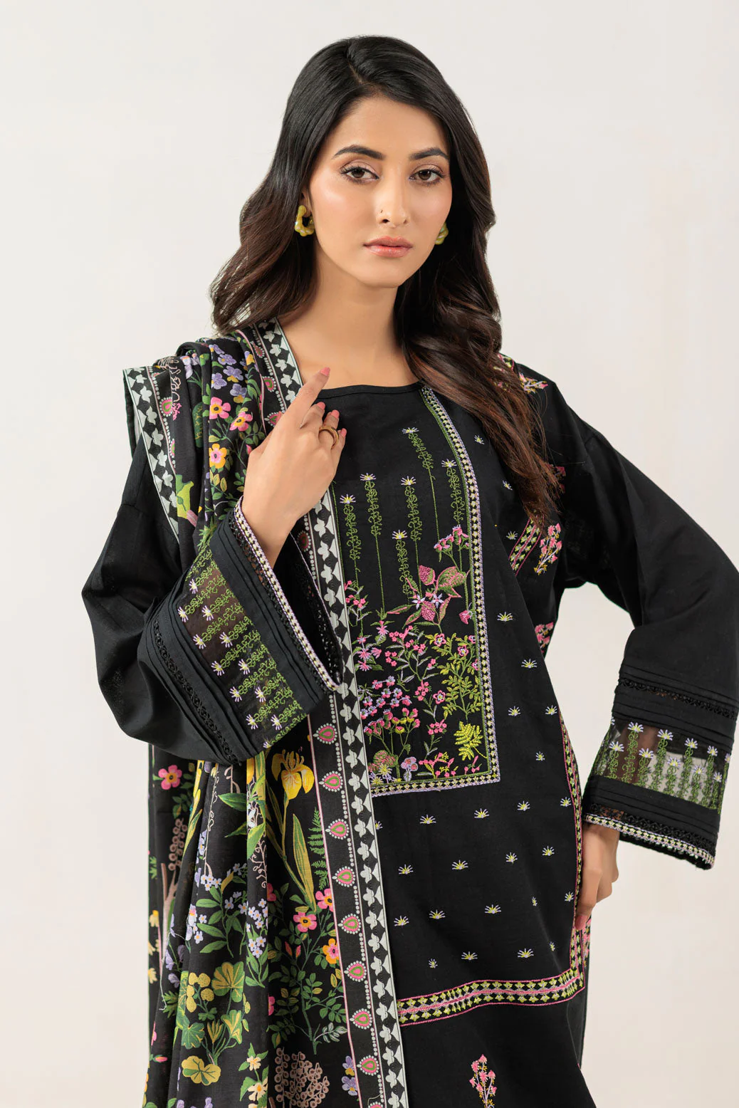 BLACK-KHADDAR-3 PIECE (WS1243P14) - Image 3