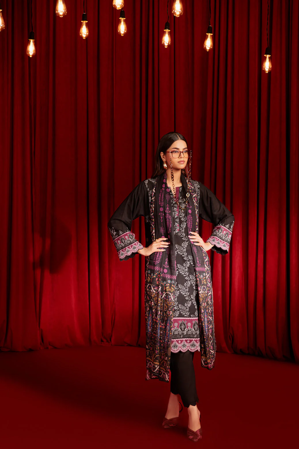 BLACK-KHADDAR-3 PIECE (WS7243P04) - Image 4