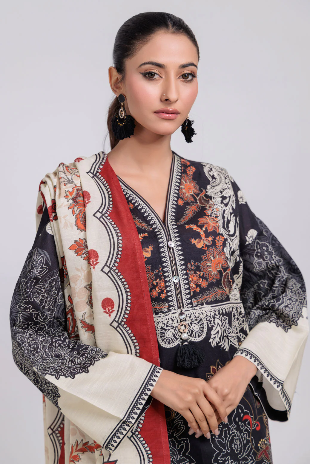 BLACK-KHADDAR-3 PIECE (WS7243P25) - Image 3