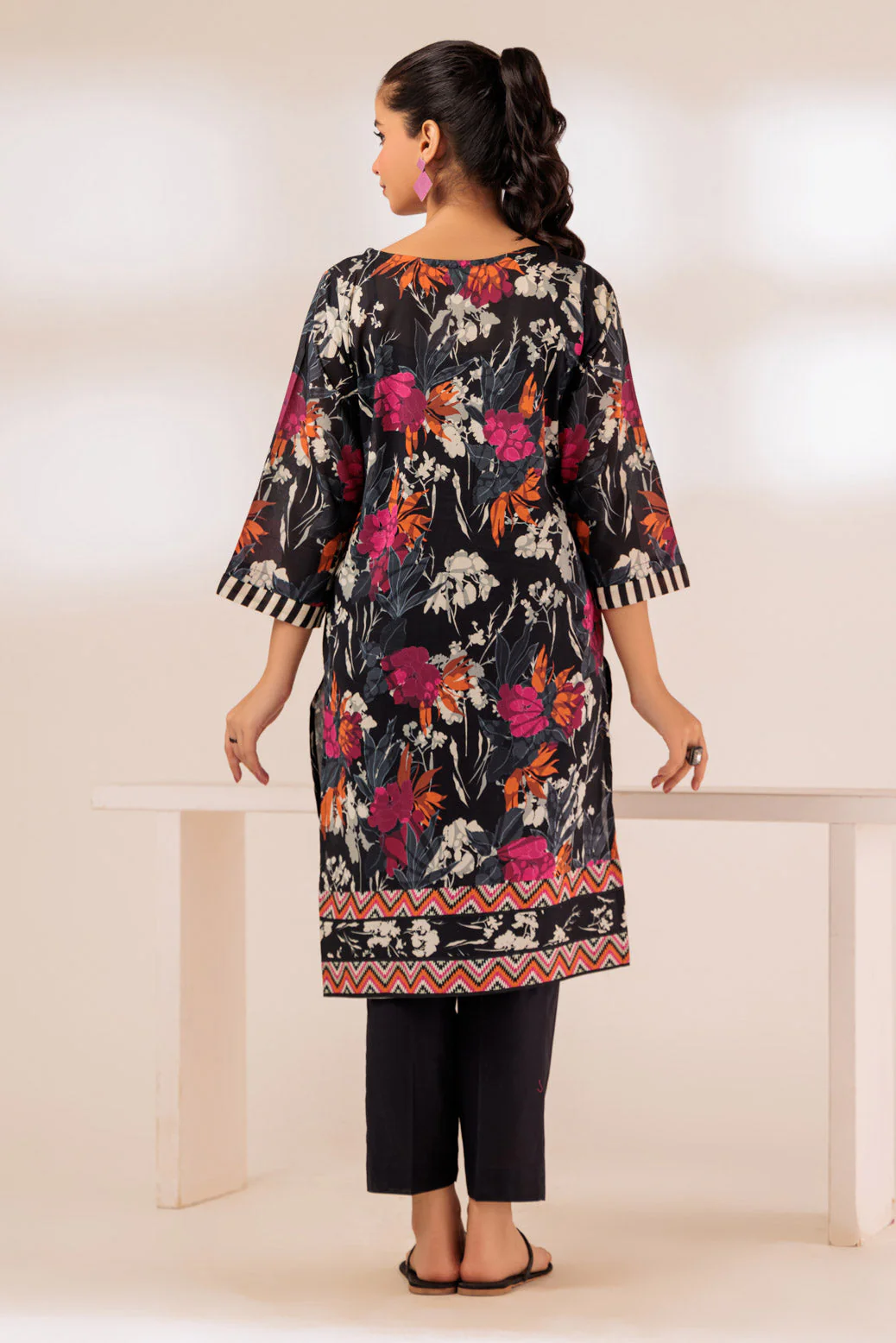 BLACK-LAWN-1 PIECE (RAK231P29) - Image 4