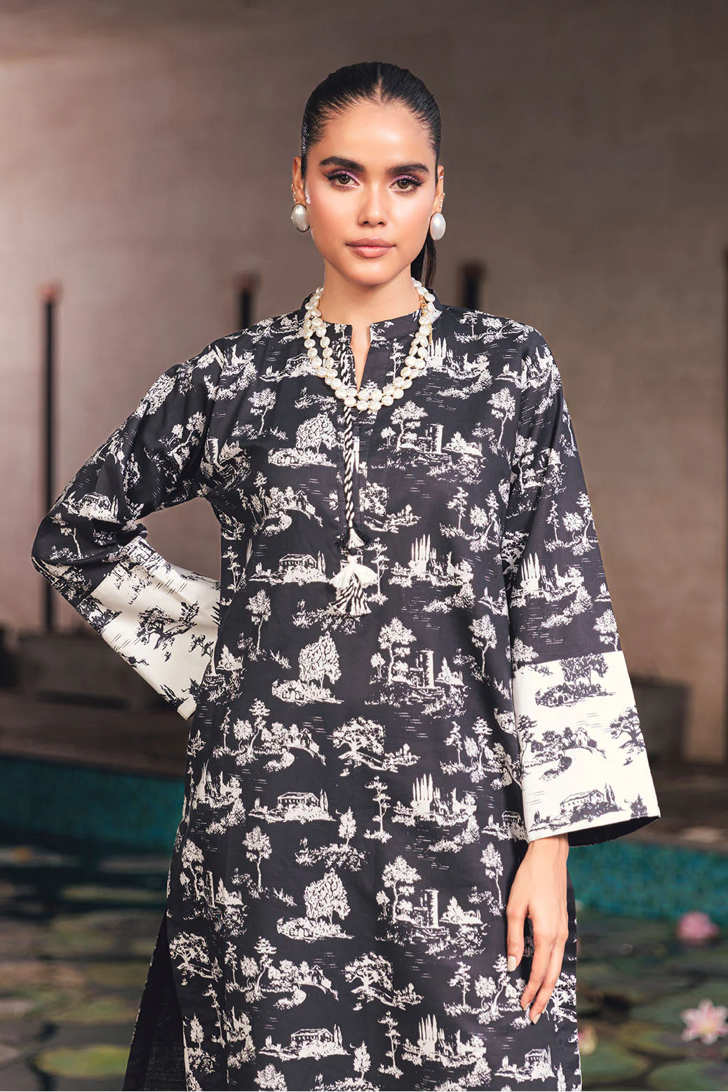 BLACK-LAWN-2 PIECE (BPS6242P03) - Image 3