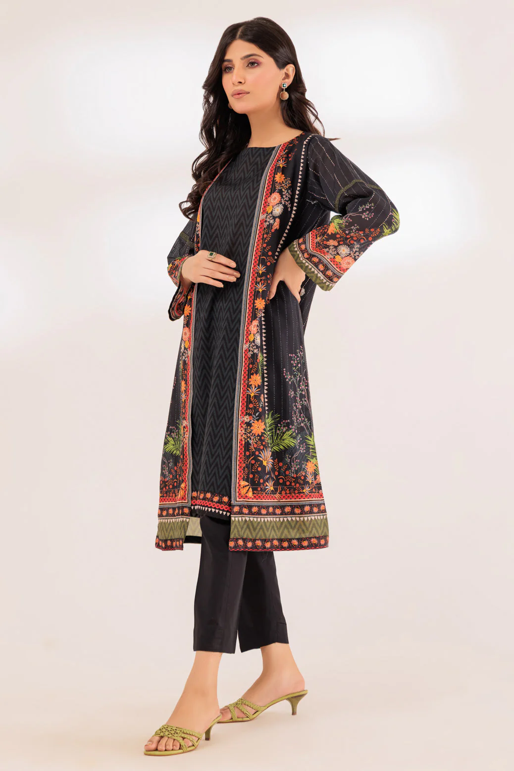 BLACK-LAWN-2 PIECE (BSAS232P09) - Image 3