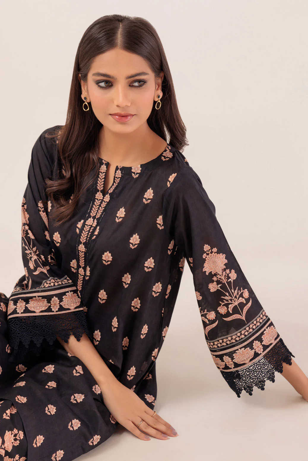 BLACK-LAWN-2 PIECE (PWS1232P17) - Image 2