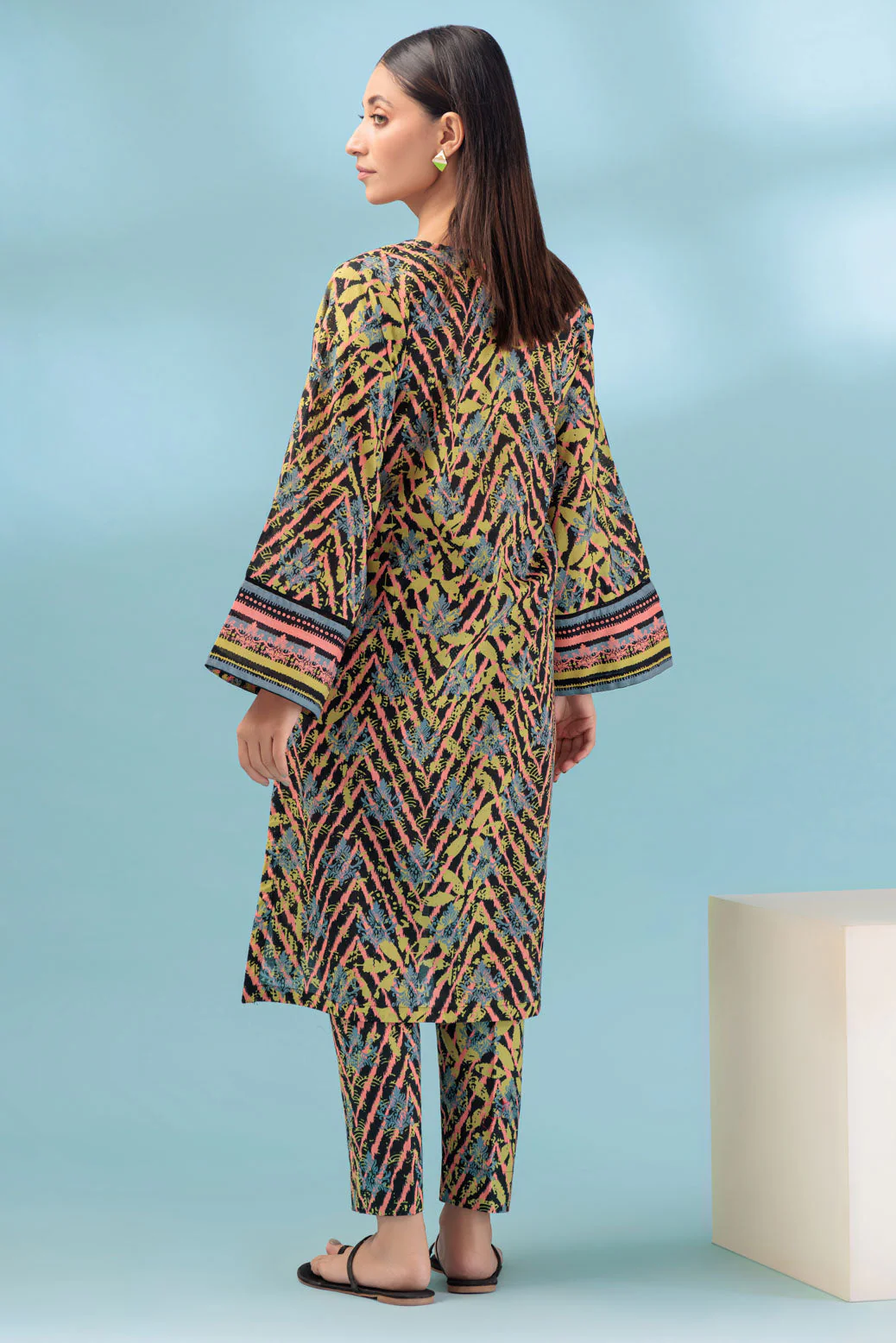 BLACK-LAWN-2 PIECE (PWS3232P05) - Image 5
