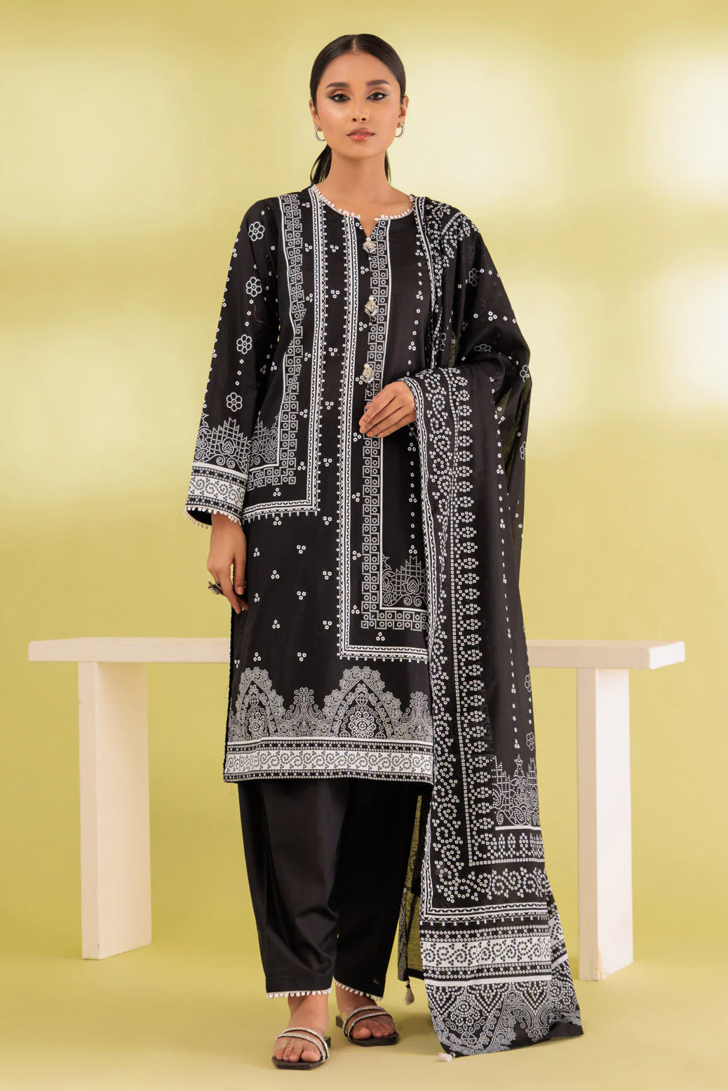 BLACK-LAWN-3 PIECE (BSRS233P06) - Image 3