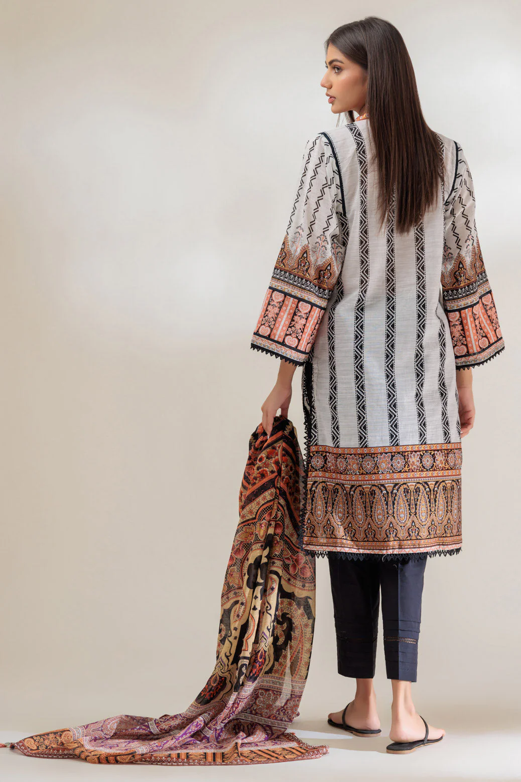 BLACK-LAWN-3 PIECE (SAS233P82) - Image 5