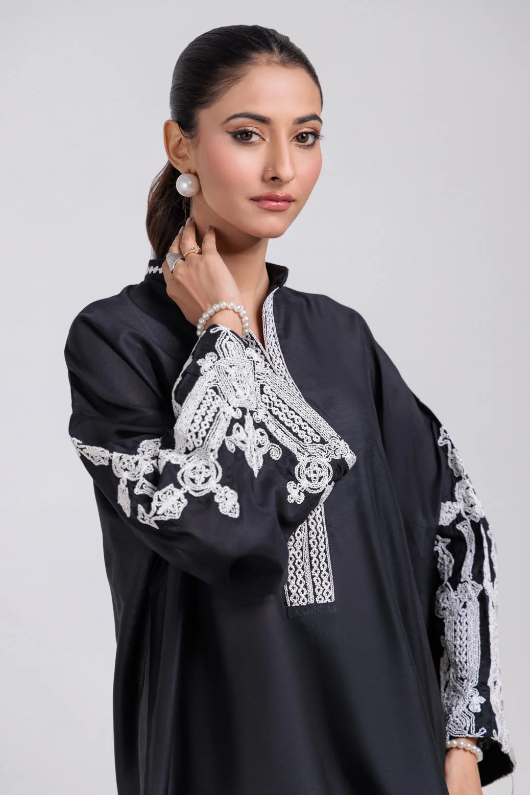 BLACK-SILK-2 PIECE (BS7242P02) - Image 4