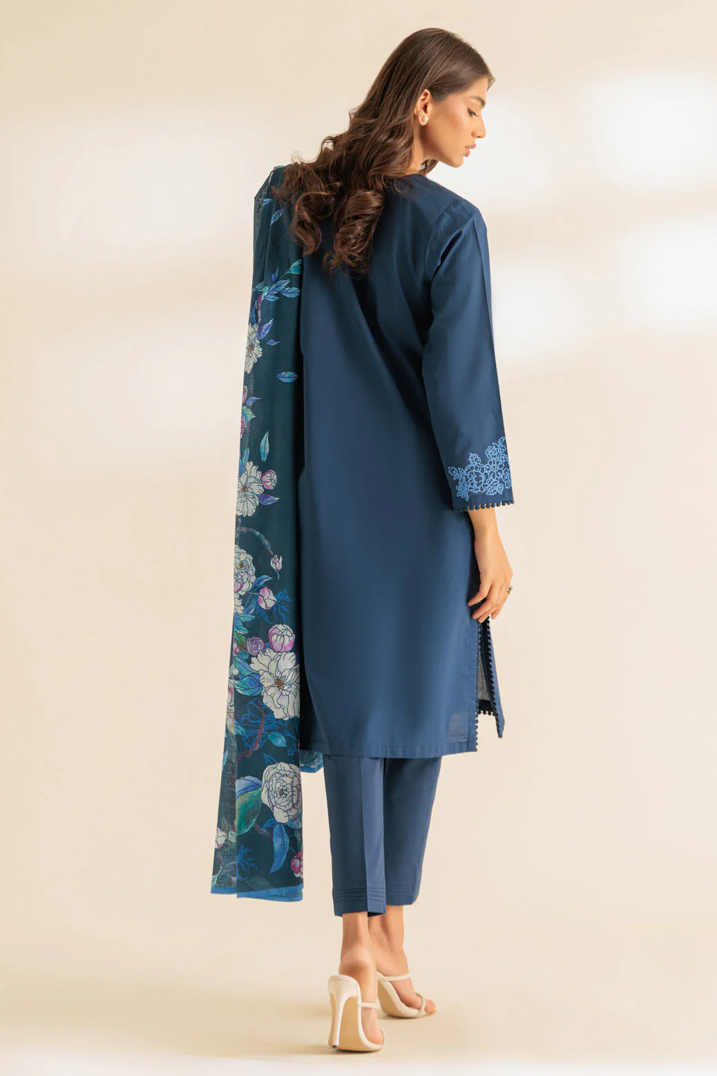 BLUE-CAMBRIC-3 PIECE (SS2243P106) - Image 4