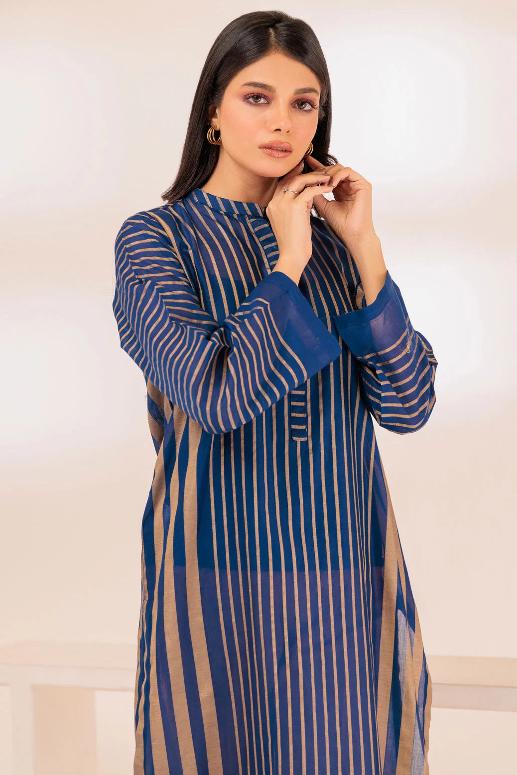 BLUE-GOLDEN ZARI-1 PIECE (SAS231P06) - Image 2
