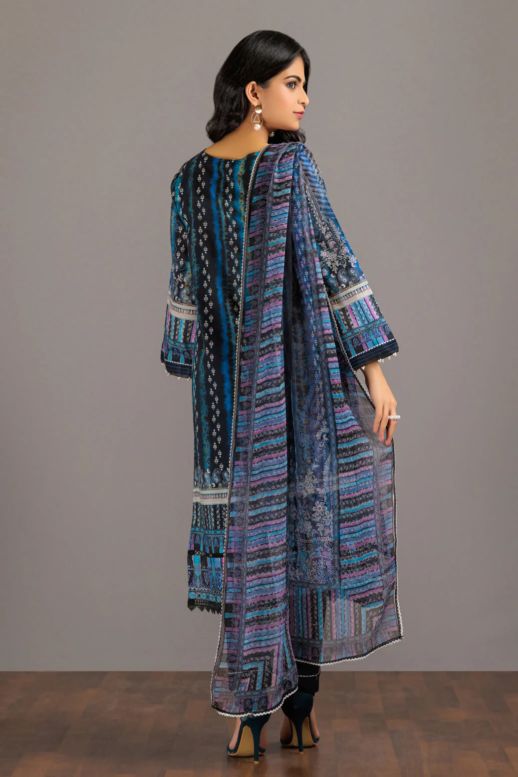 D-BLUE-LAWN-3 PIECE (SSS233P21) - Image 4