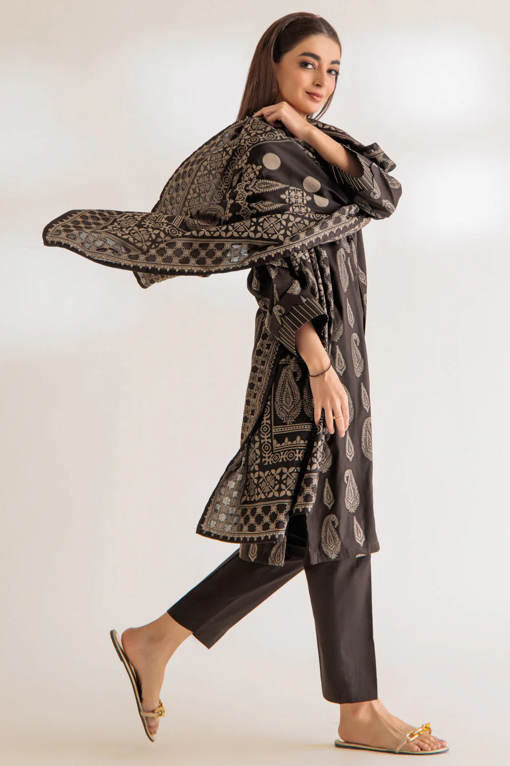 D-BROWN-JACQUARD-3 PIECE (PWJ1233P12) - Image 5