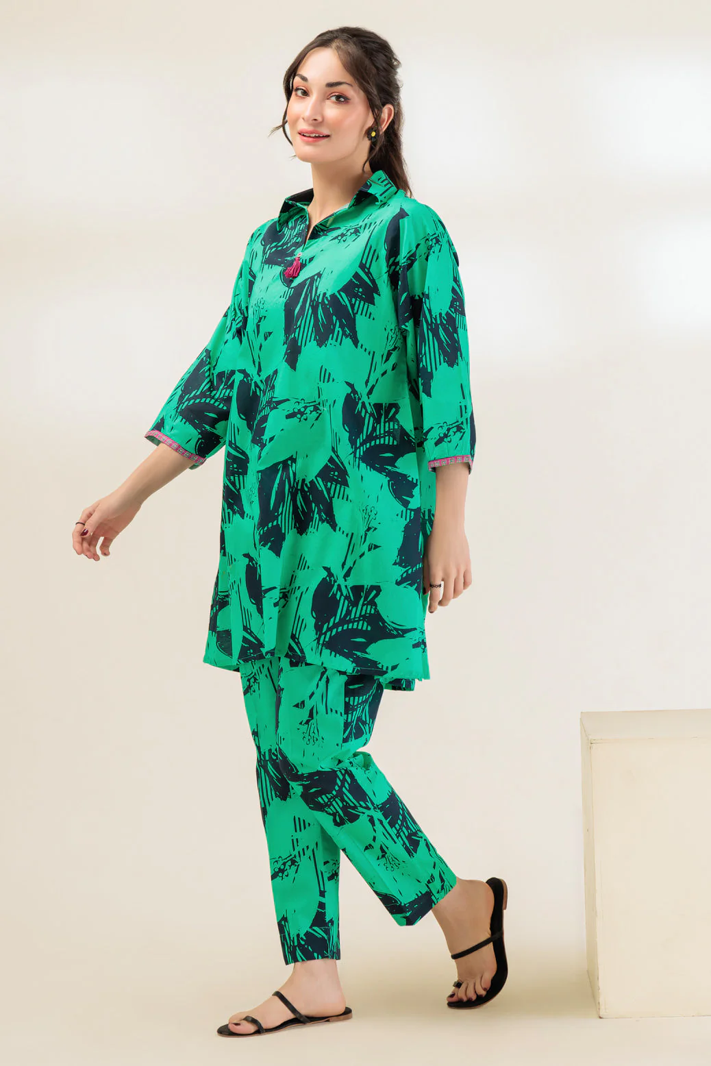 GREEN-CAMBRIC-2 PIECE (PWA6232P08) - Image 2