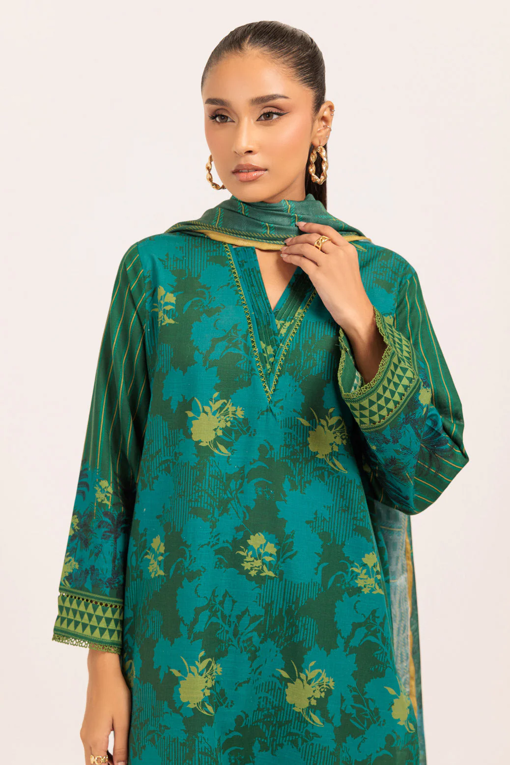GREEN-KHADDAR-3 PIECE (WS1243P03) - Image 3