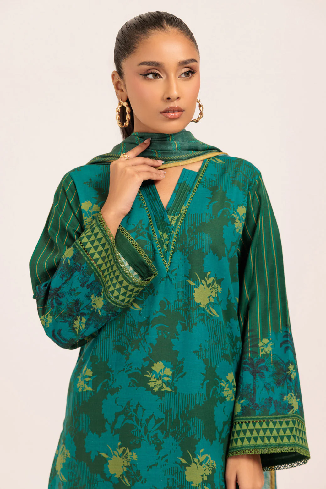 GREEN-KHADDAR-3 PIECE (WS1243P03) - Image 4
