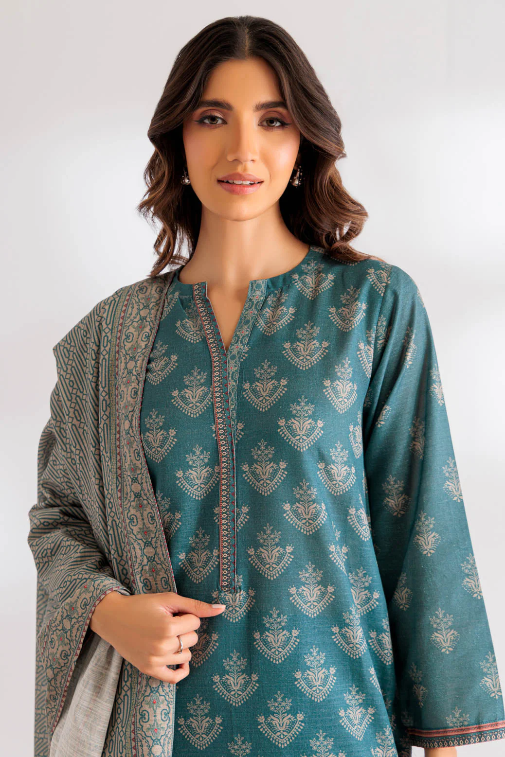 GREEN-KHADDAR-3 PIECE (WS7243P01) - Image 4