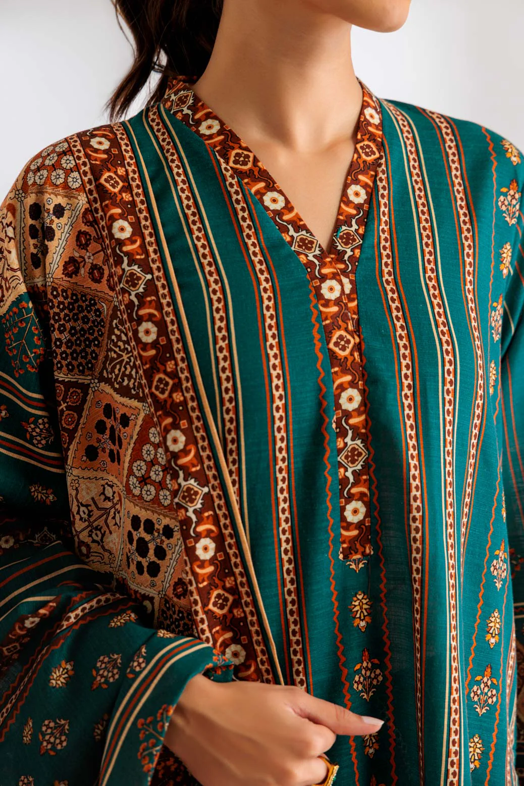 GREEN-KHADDAR-3 PIECE (WS7243P03) - Image 2