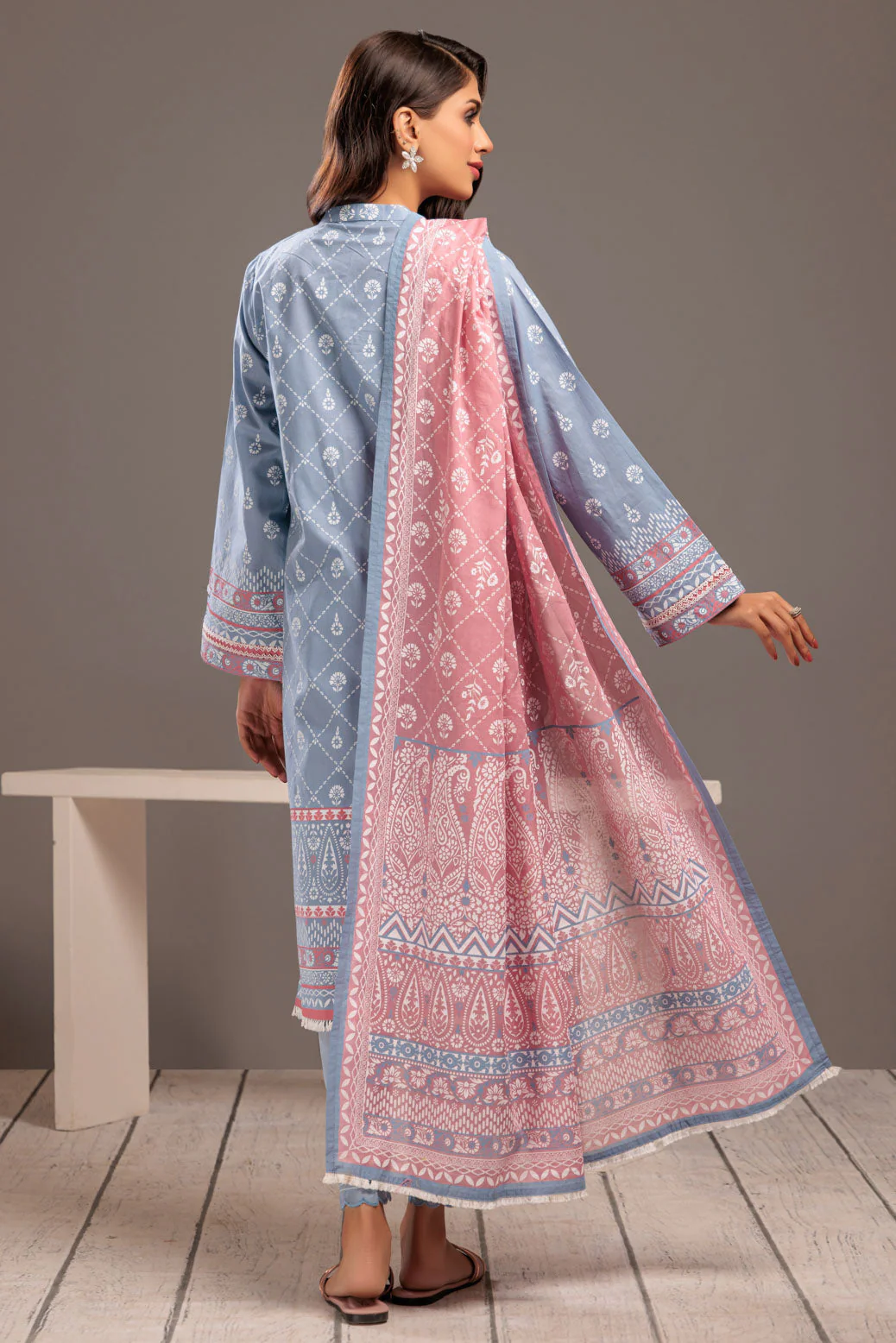 L-BLUE-LAWN-3 PIECE (SSS233P51) - Image 4