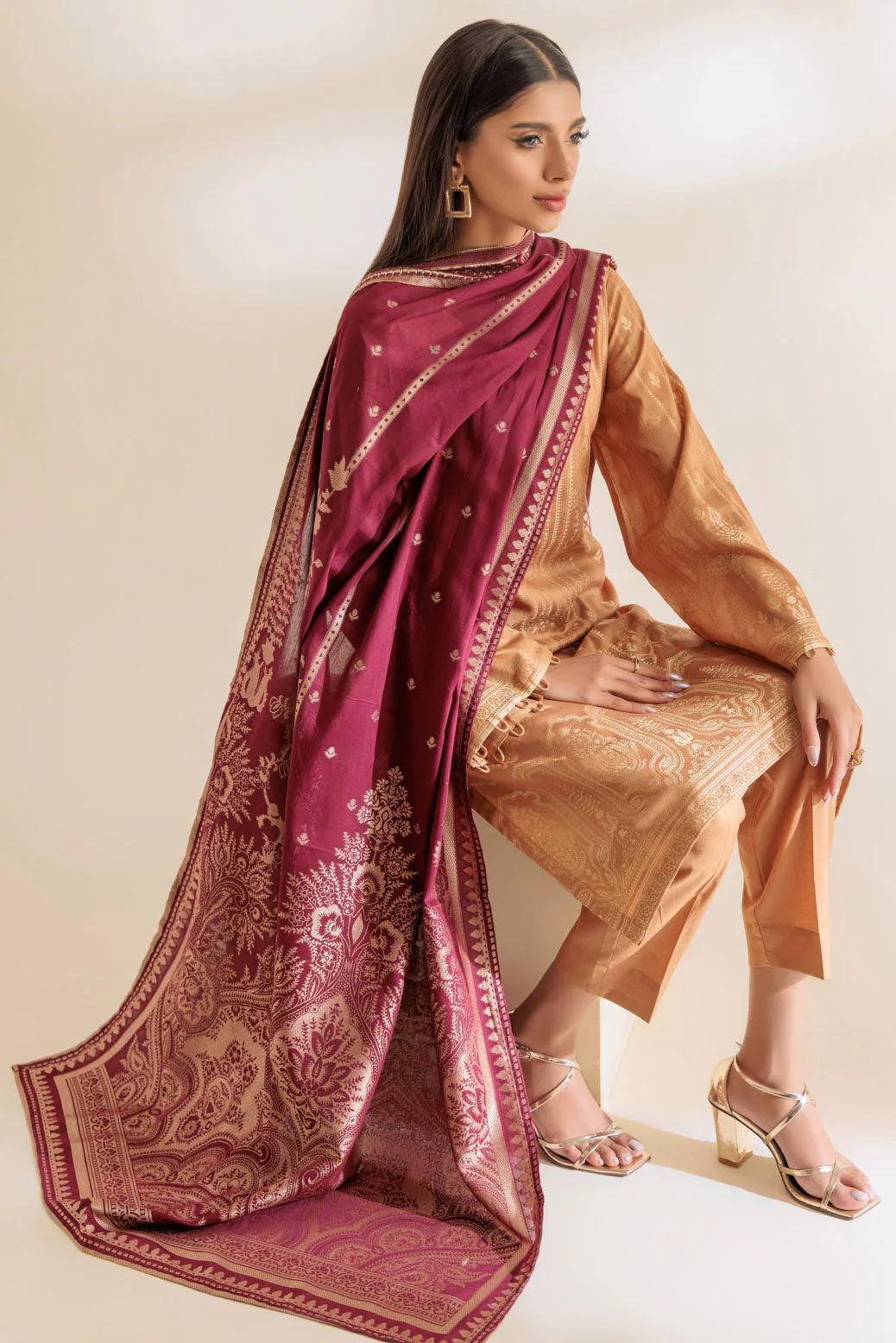 L-BROWN-JACQUARD-3 PIECE (SJ1243P02) - Image 4