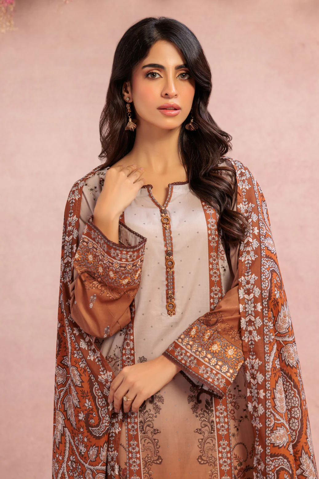 L-BROWN-LAWN-3 PIECE (BPS6243P08) - Image 4