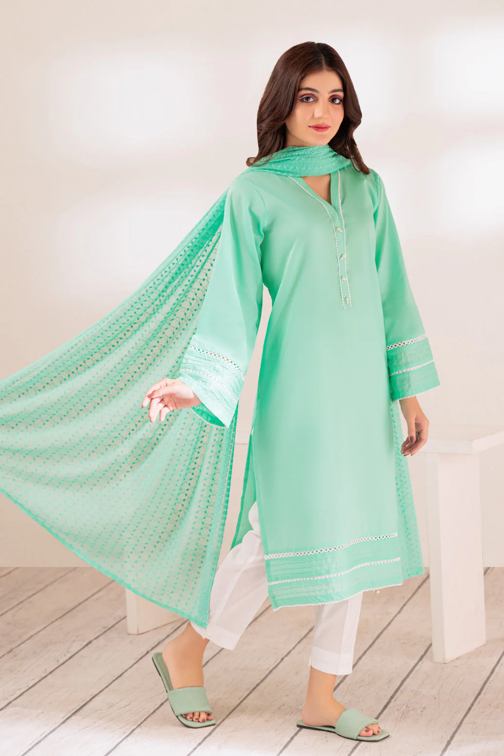 L-GREEN-CAMBRIC-2 PIECE (SRS232P39) - Image 3