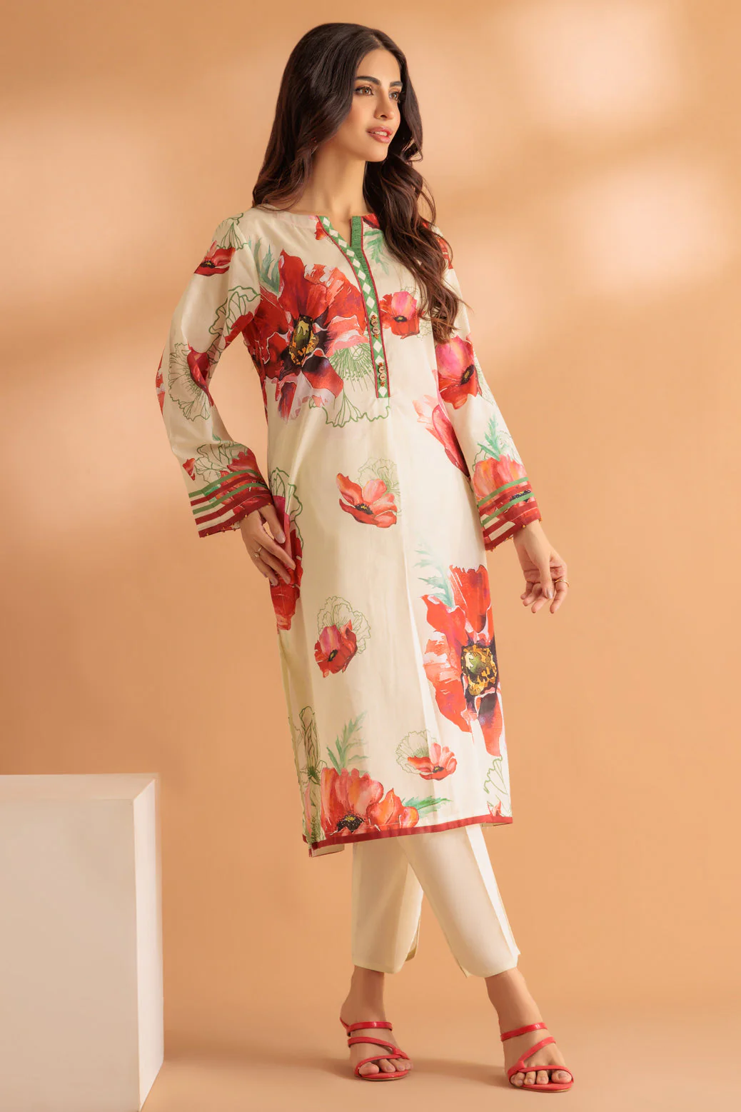 L-GREEN-LAWN-2 PIECE (1S24A2P272) - Image 3