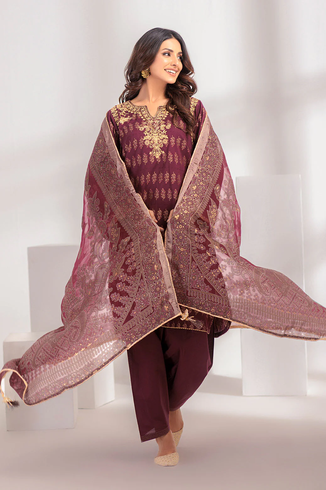 MAROON-DYED-3 PIECE (SS5243P08) - Image 4