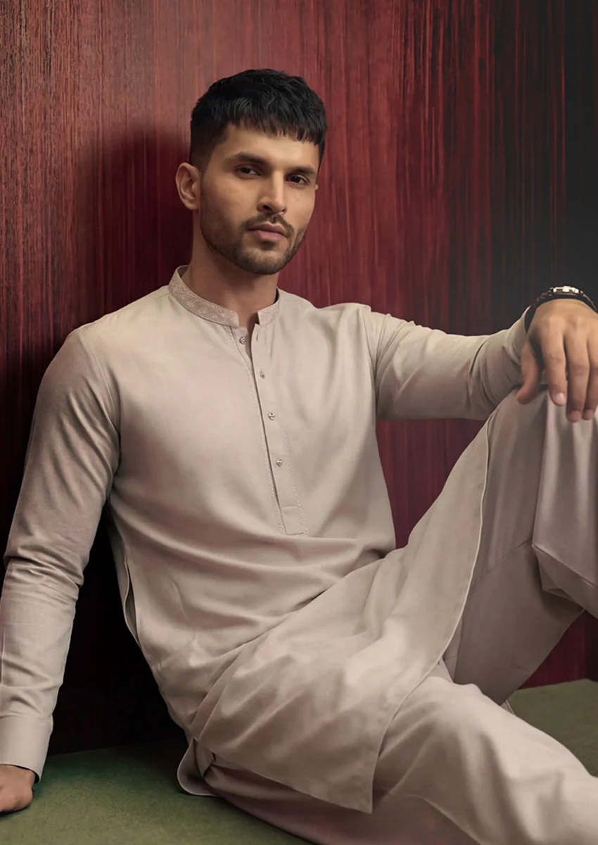 Peach-Blended-Shalwar Suit - (MP2PBBW25BM11D10) - Image 2