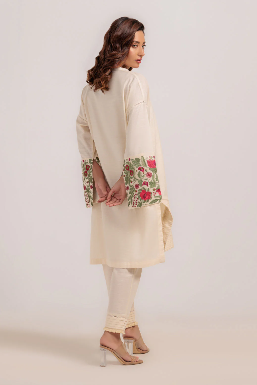 O-WHITE-KHADDAR-2 PIECE (WS7242P05) - Image 3