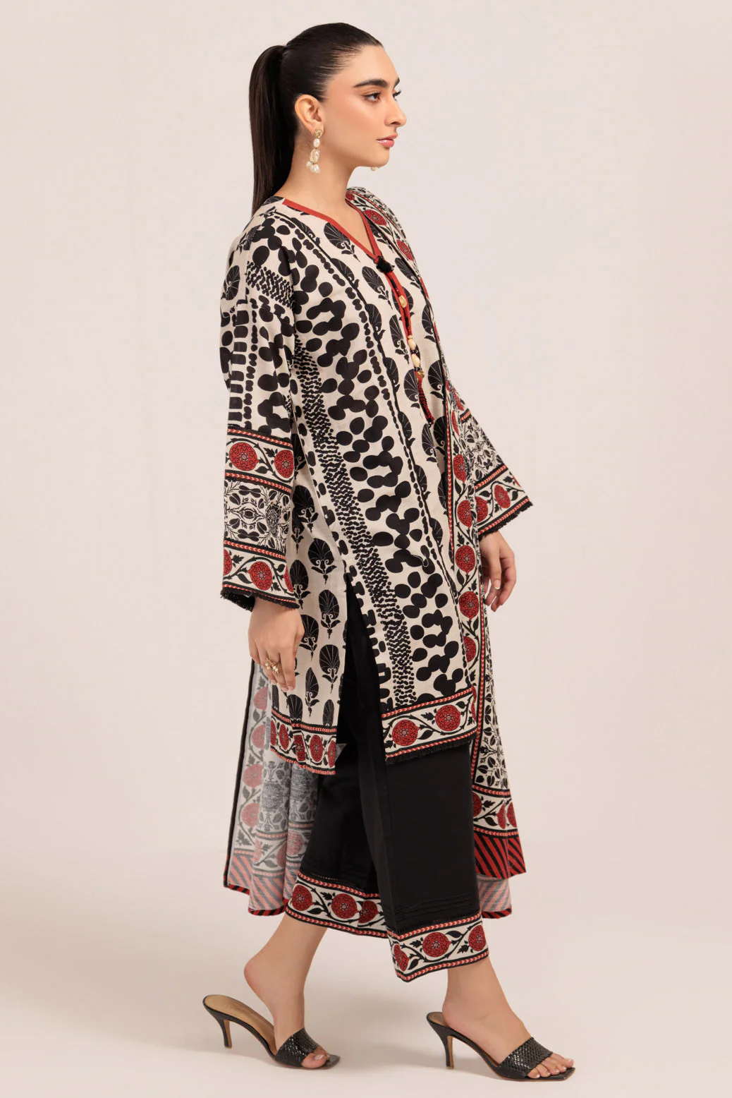 O-WHITE-KHADDAR-3 PIECE (WS7243P20) - Image 2