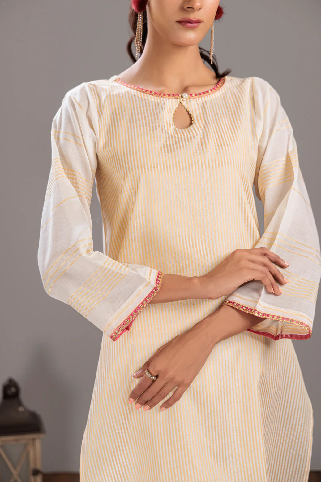 O-WHITE-LAWN-1 PIECE (SSS231P07) - Image 2