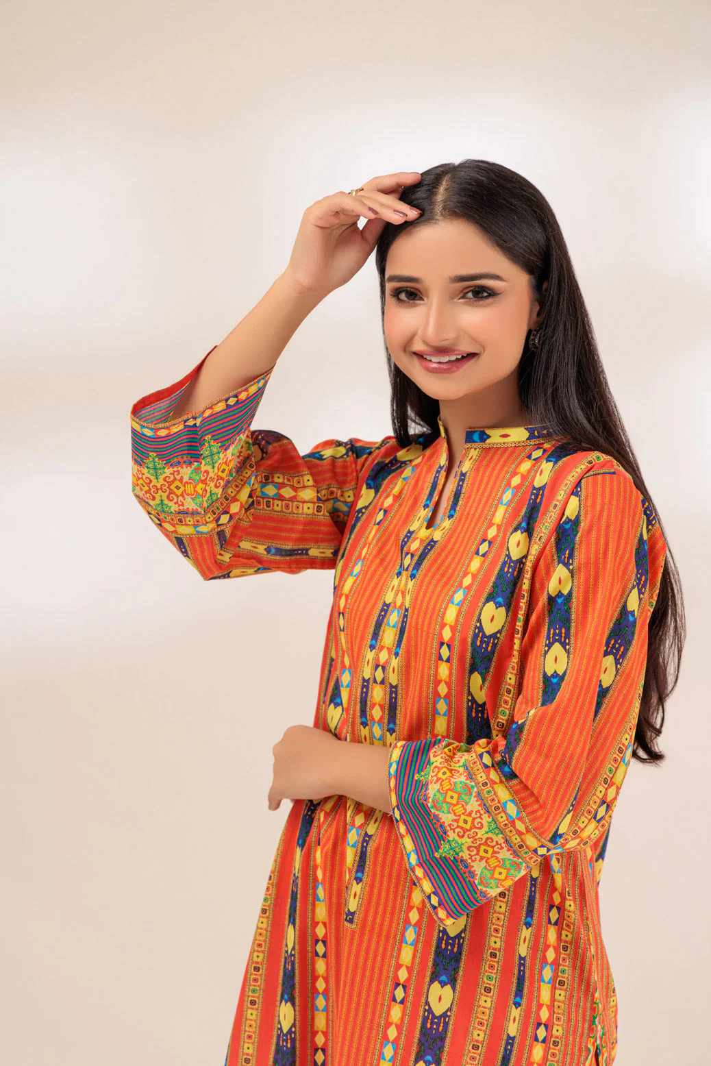 RED-LAWN-2 PIECE (AAK232P05) - Image 2