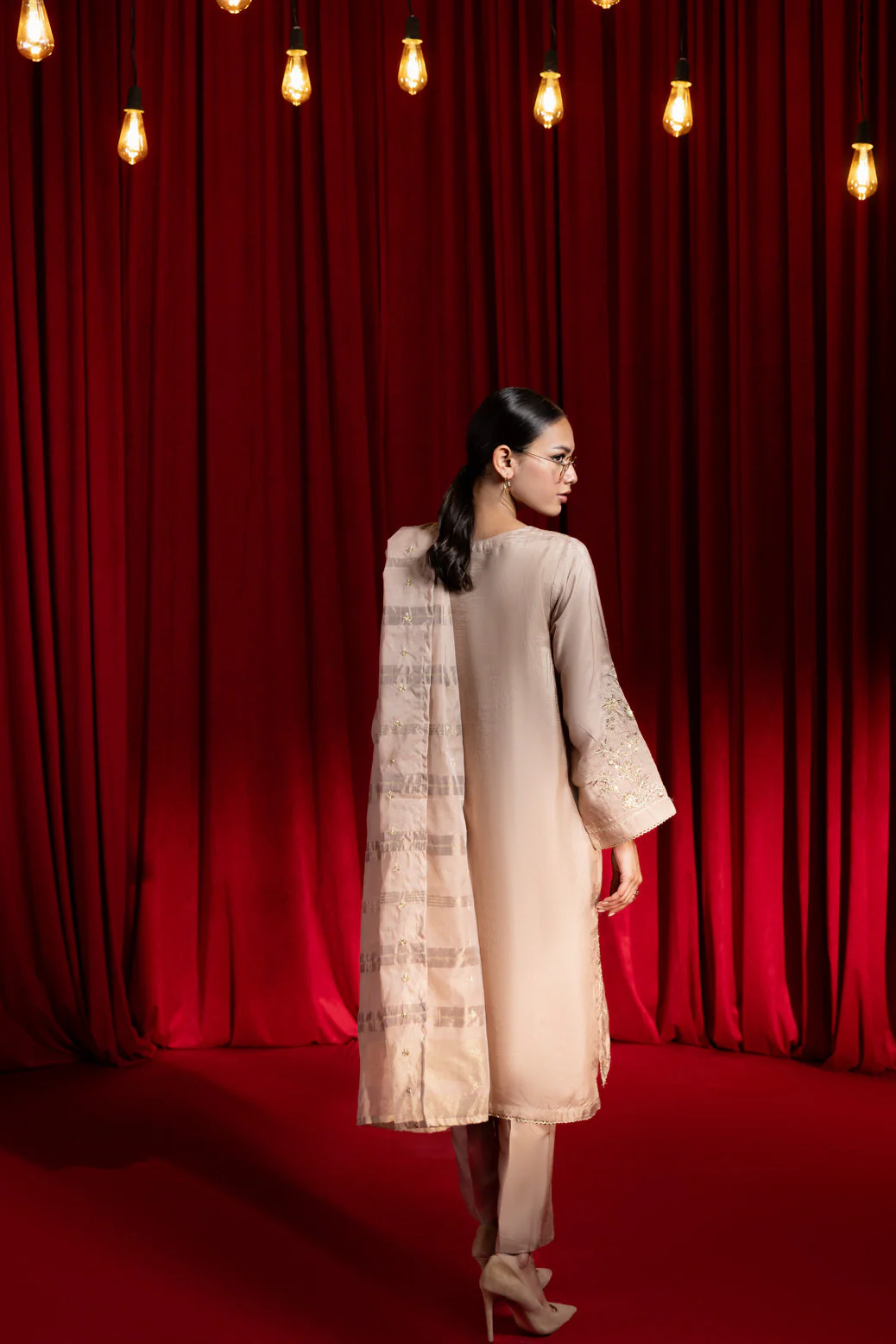 SKIN-SILK-3 PIECE (BS5243P17) - Image 4