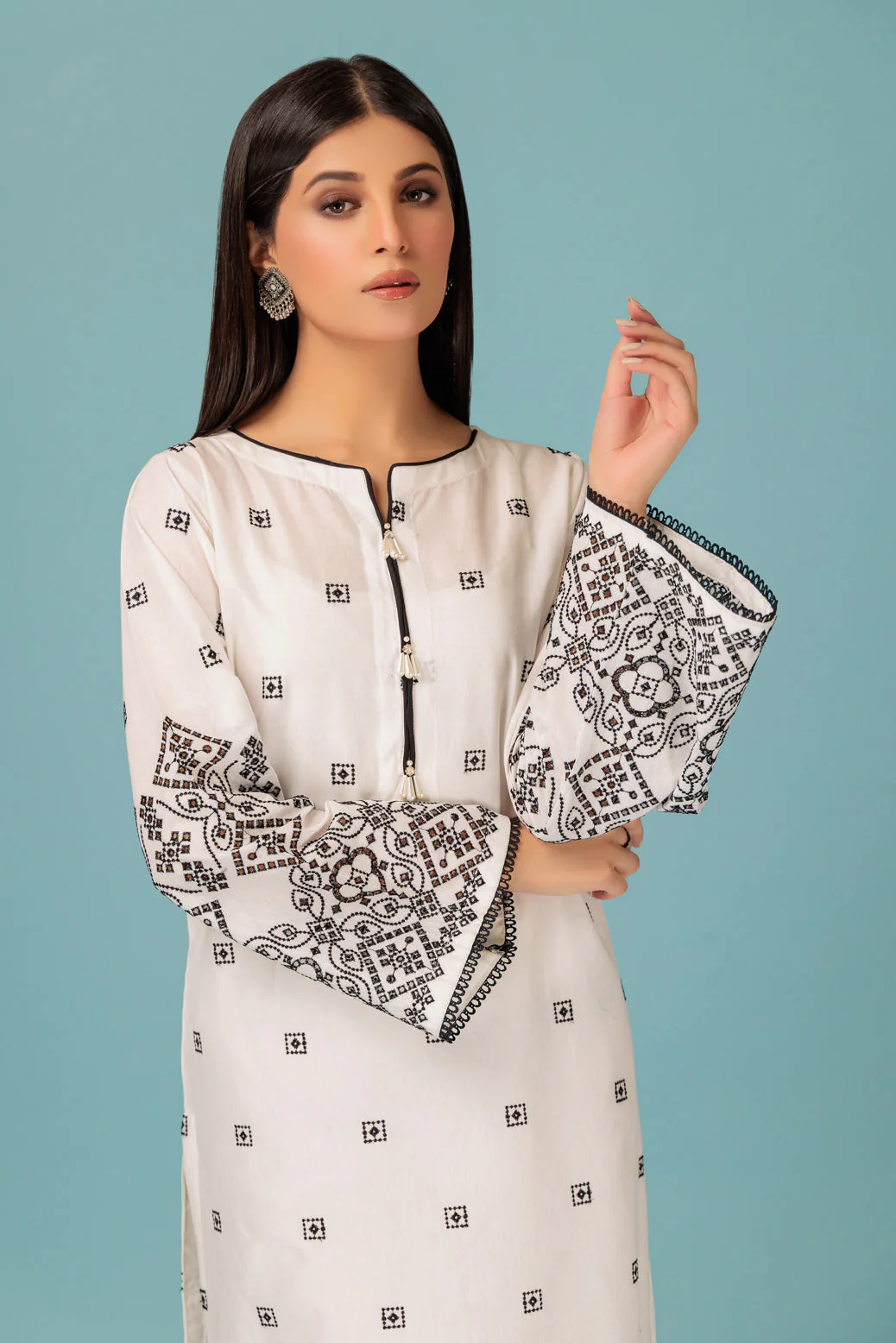 WHITE-CAMBRIC-1 PIECE (SRS231P03) - Image 2